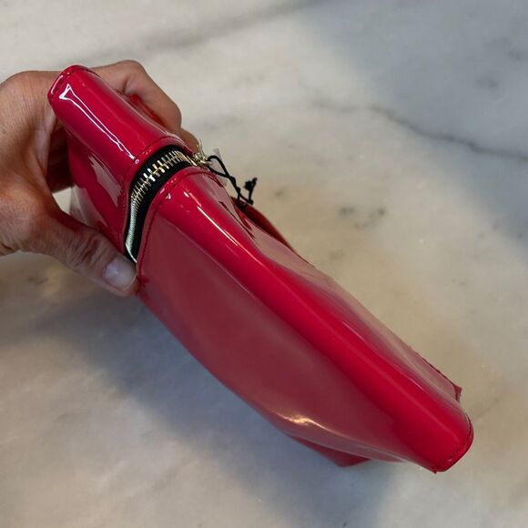 Yves Saint Laurent Purse Vibrant Red Patent Leather Clutch Cosmetic Bag NWT - Picture 11 of 15